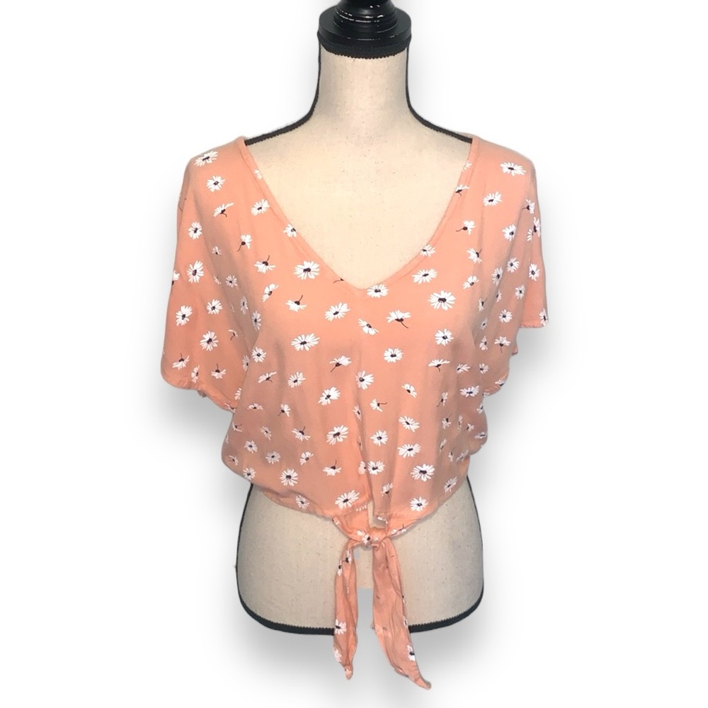 Sim & Sam Front Tie Peach Floral Short Sleeve Crop Top Size Medium